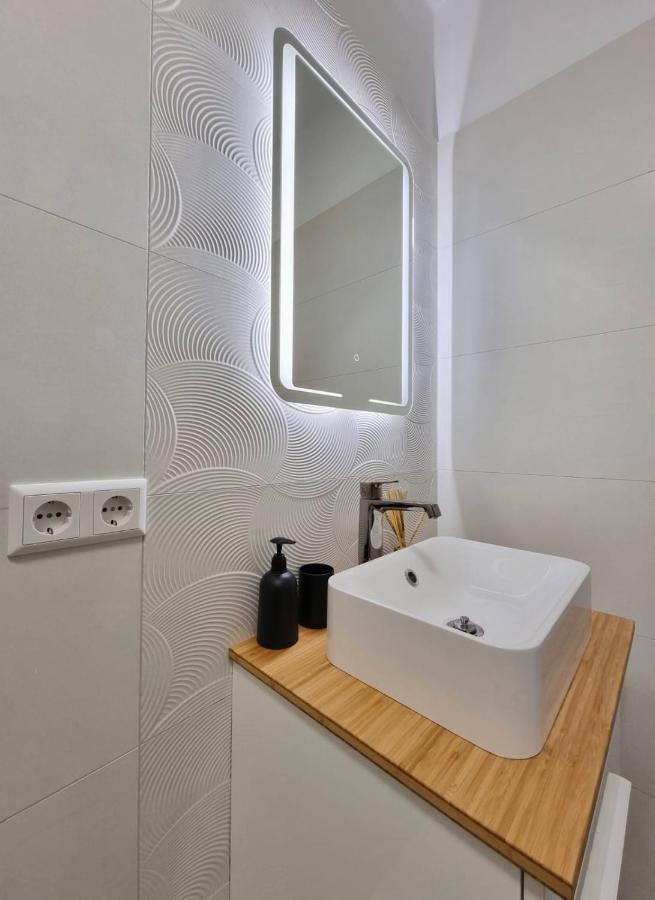 Bamo Studio - City Living Downtown Κλάγκενφουρτ Εξωτερικό φωτογραφία